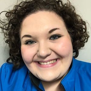 Meet your Posher, Casey